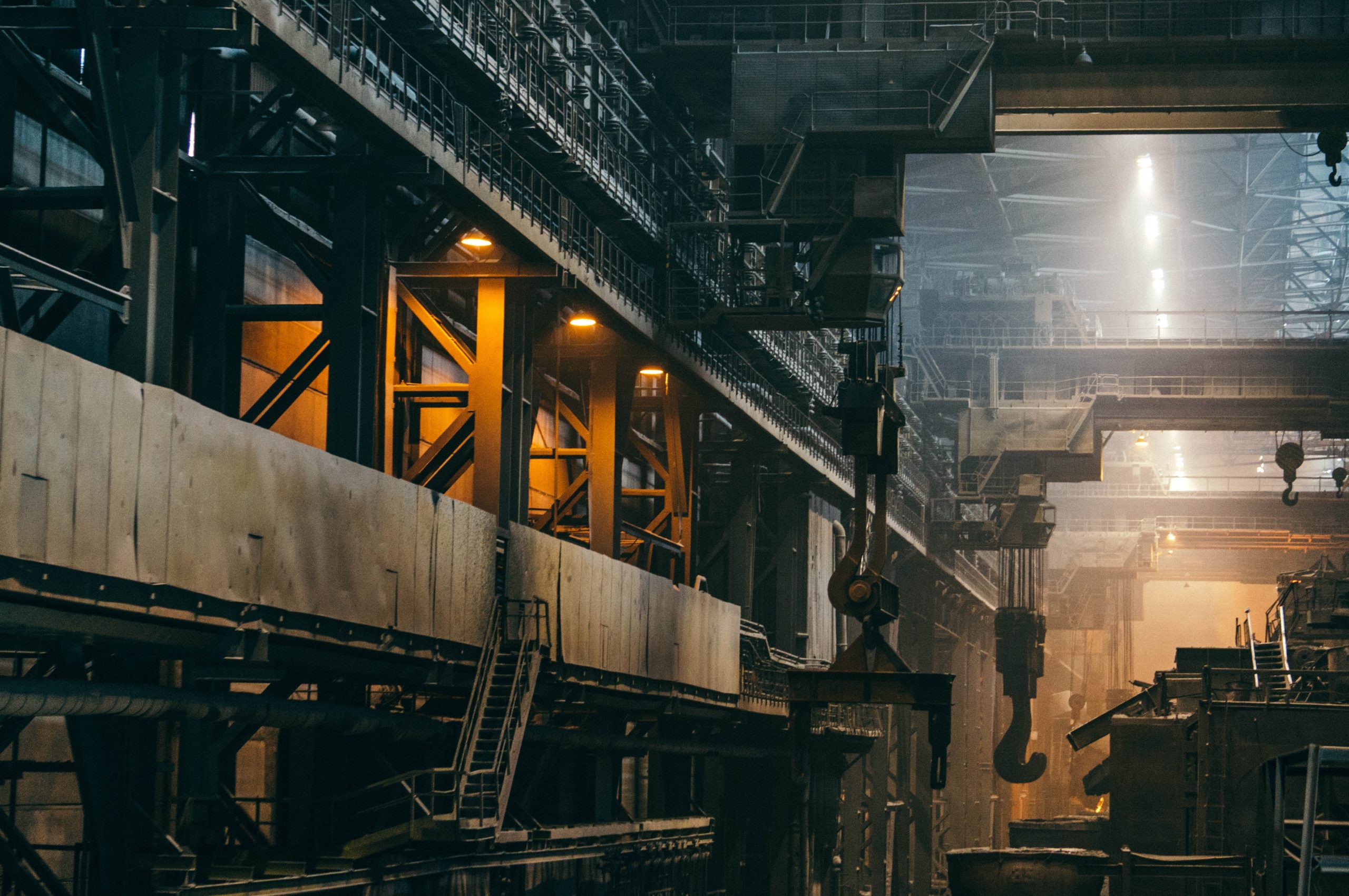 L'usine sidérurgique de Cedric Gavel dans le nord de la France